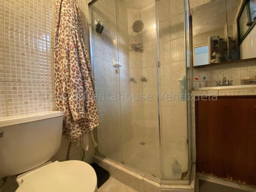 Casa (Multipes Niveles) en Venta en La Lagunita Country Club, Distrito Metropolitano - 60