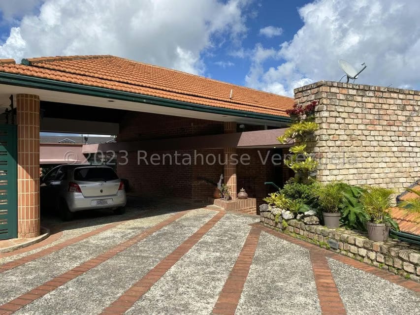 Casa (Multipes Niveles) en Venta en La Lagunita Country Club, Distrito Metropolitano - 65