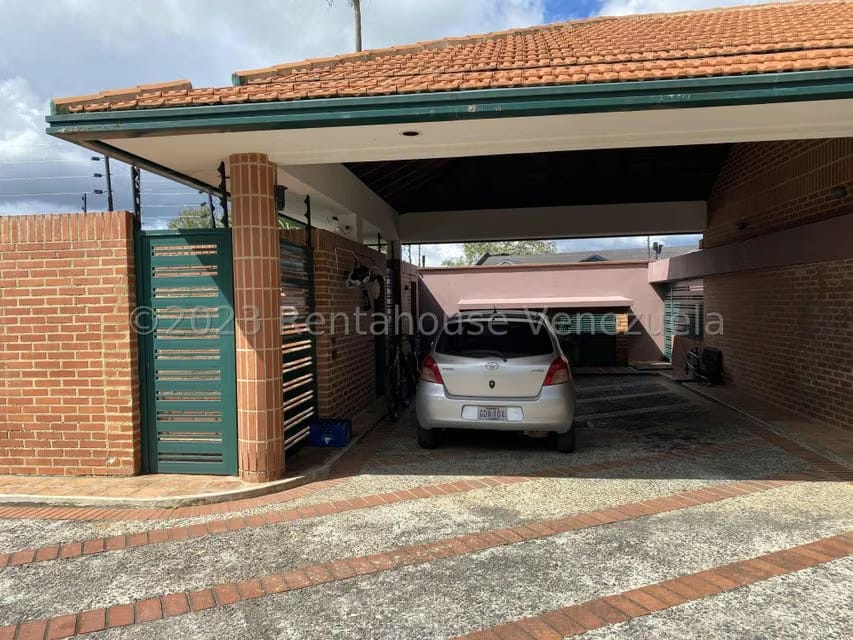 Casa (Multipes Niveles) en Venta en La Lagunita Country Club, Distrito Metropolitano - 68