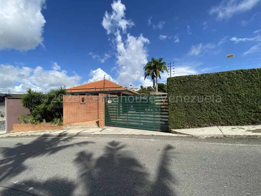 Casa (Multipes Niveles) en Venta en La Lagunita Country Club, Distrito Metropolitano - 70