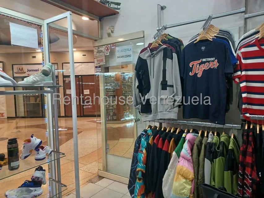 Comercial (Local Comercial) en Alquiler en San Bernardino, Distrito Metropolitano - 12