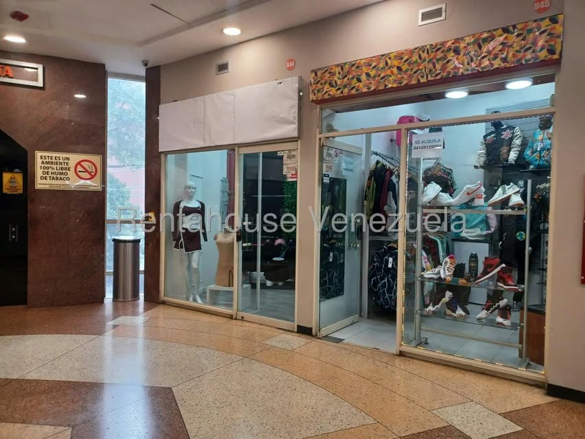 Comercial (Local Comercial) en Alquiler en San Bernardino, Distrito Metropolitano - 4