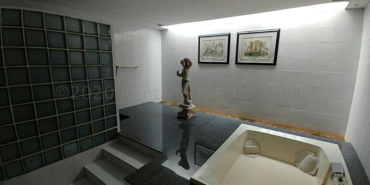 Casa (Duplex) en Venta en Juana de Avila, Zulia - 26