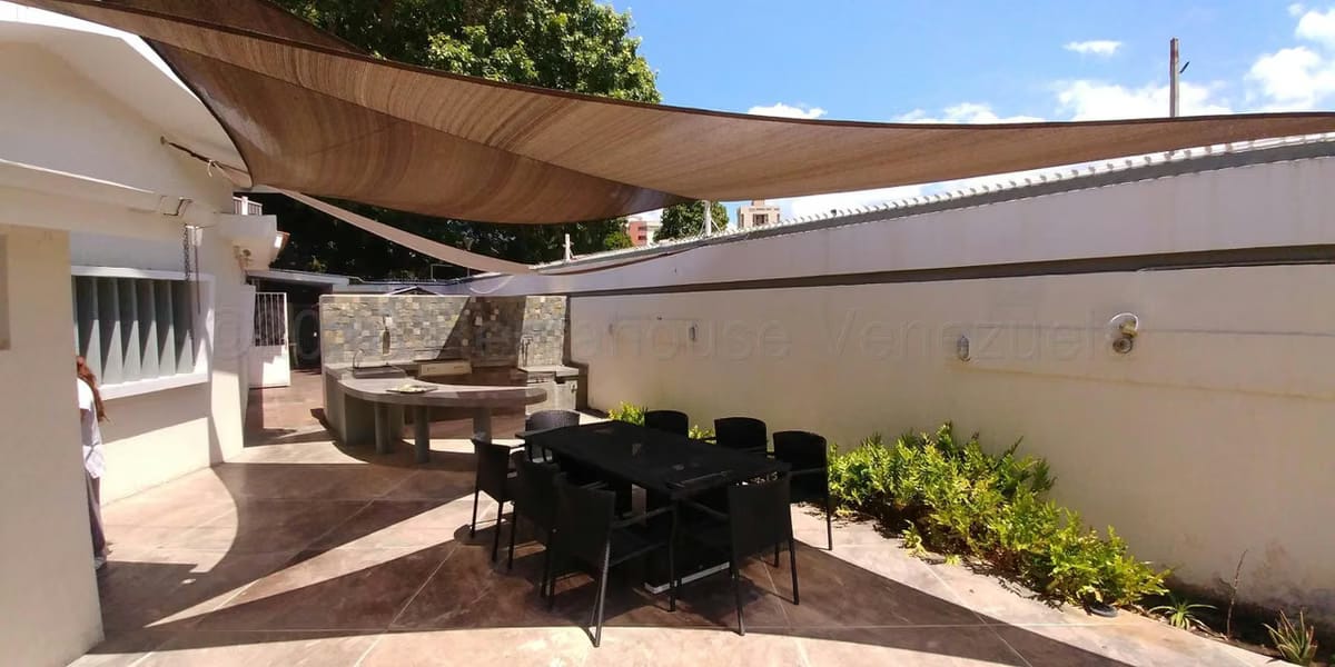 Casa (Duplex) en Venta en Juana de Avila, Zulia - 38