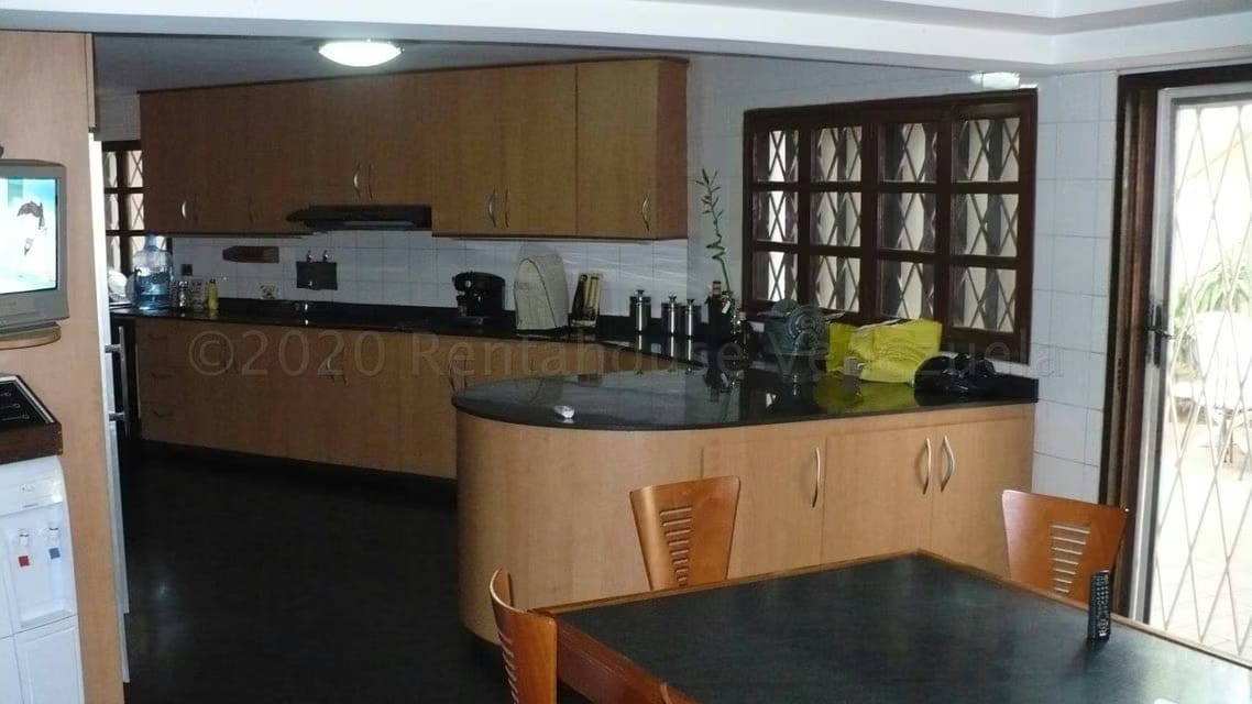 Casa (Duplex) en Venta en Juana de Avila, Zulia - 40