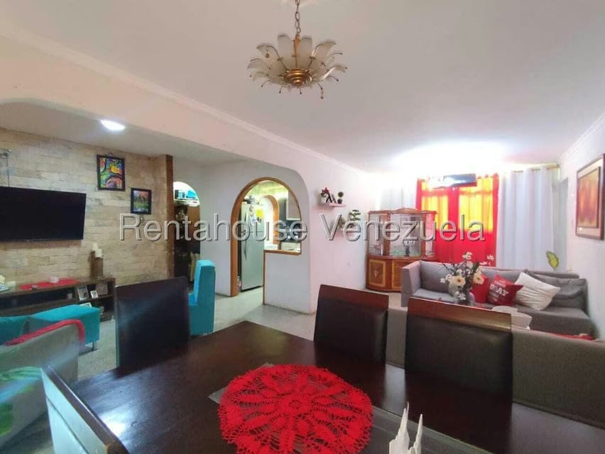 Apartamento (1 Nivel) en Venta en Raul Leoni, Zulia - 3