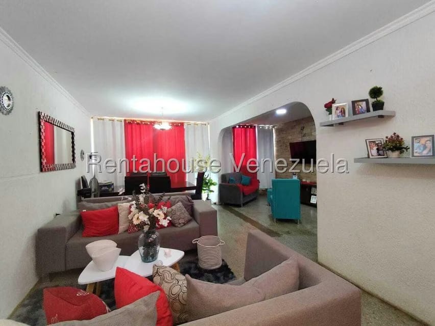 Apartamento (1 Nivel) en Venta en Raul Leoni, Zulia - 4