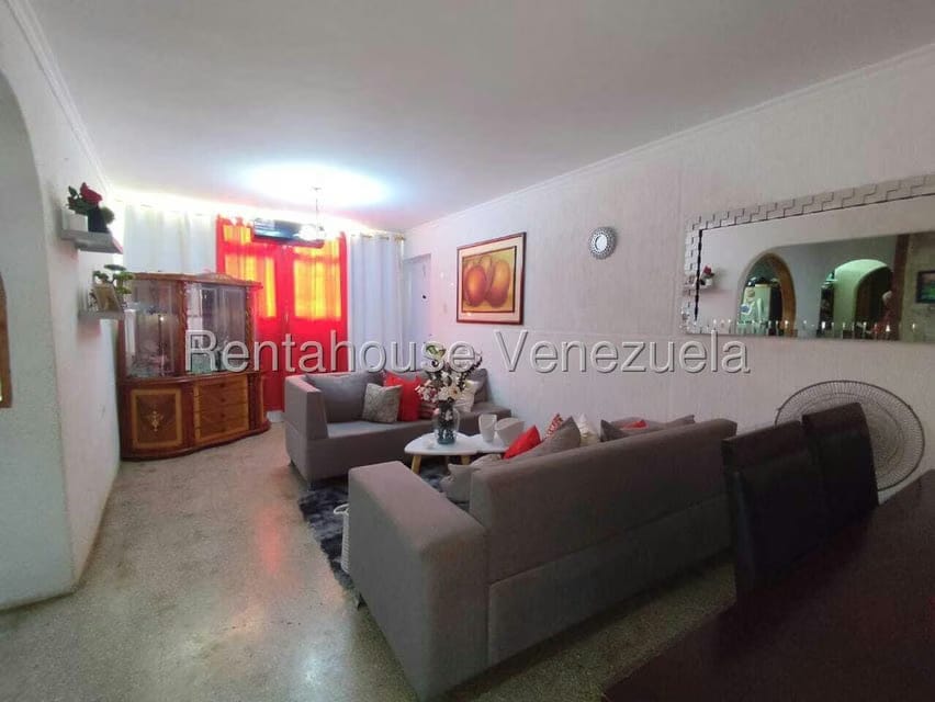 Apartamento (1 Nivel) en Venta en Raul Leoni, Zulia - 5