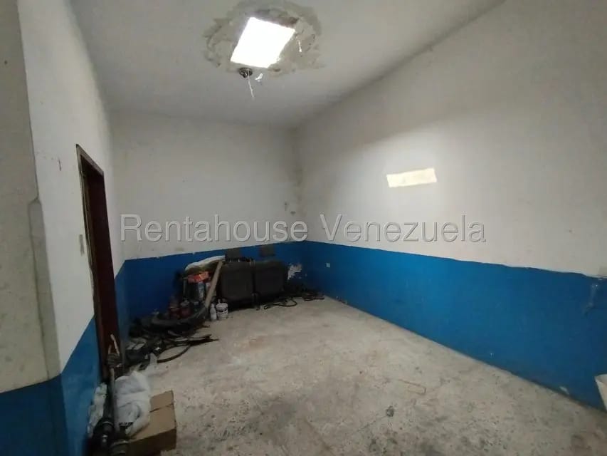 Casa (1 Nivel) en Venta en Centro, Lara - 11
