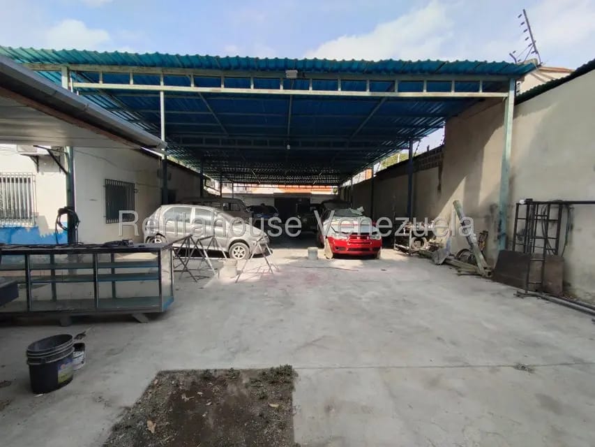 Casa (1 Nivel) en Venta en Centro, Lara - 16