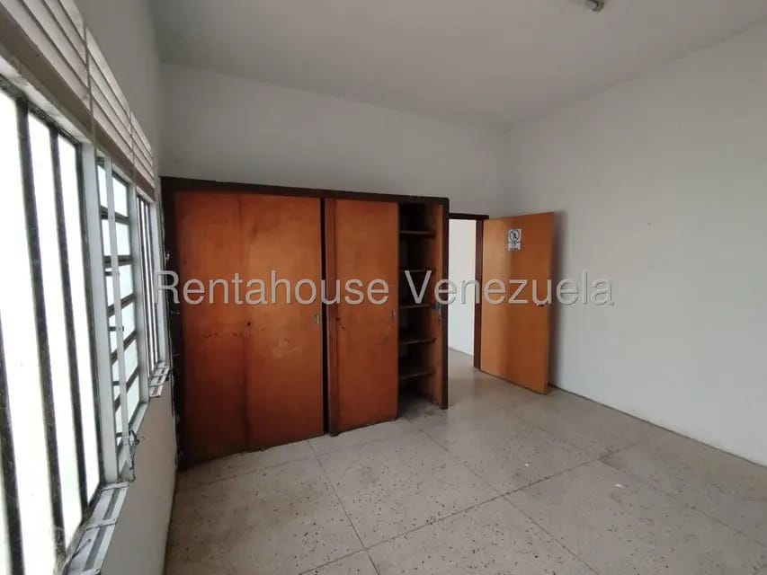Casa (1 Nivel) en Venta en Centro, Lara - 6
