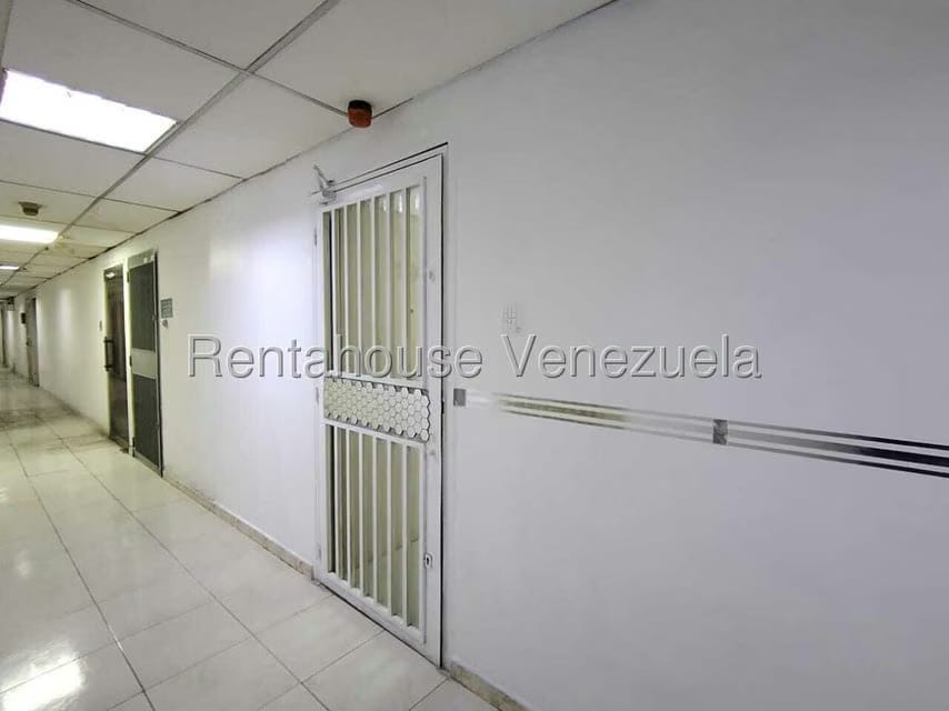 Comercial (Oficina) en Venta en Palo Verde, Distrito Metropolitano - 18