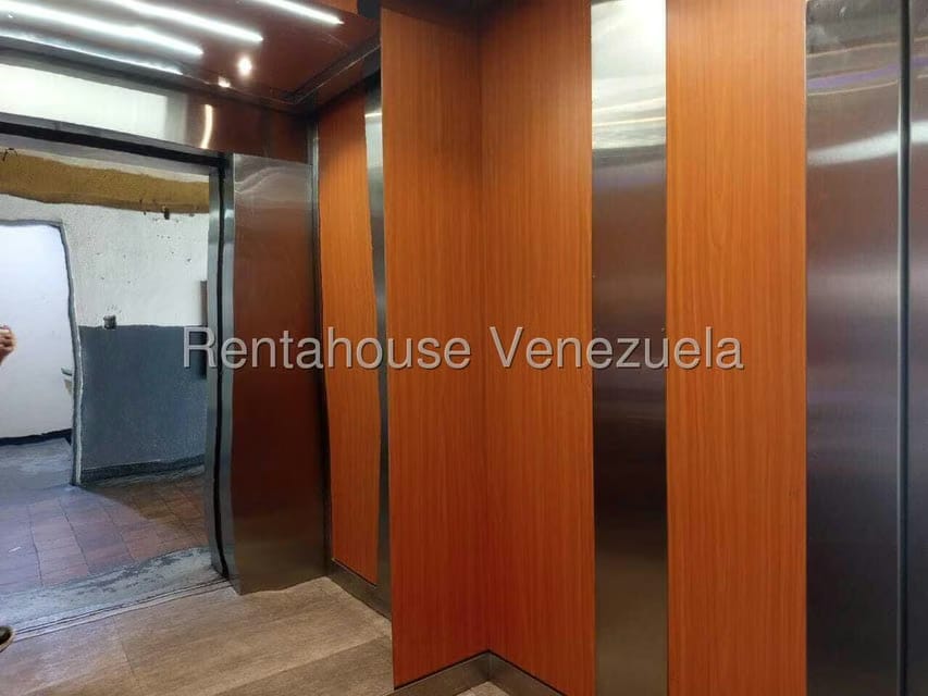 Comercial (Oficina) en Venta en Palo Verde, Distrito Metropolitano - 21