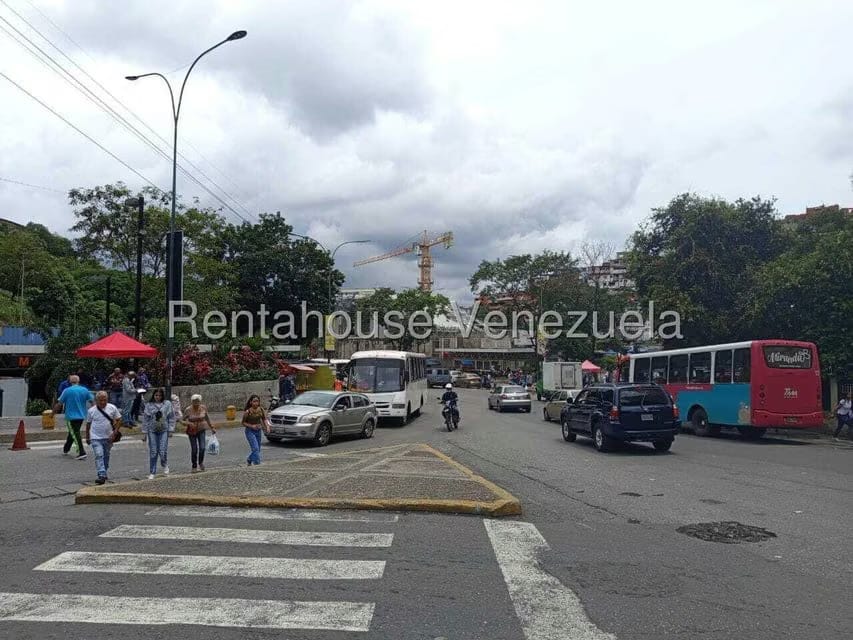 Comercial (Oficina) en Venta en Palo Verde, Distrito Metropolitano - 26