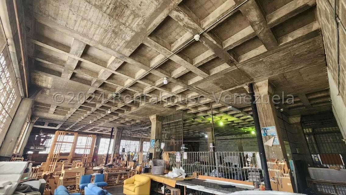 Comercial (Galpon - Deposito) en Venta en Prado de Maria, Distrito Metropolitano - 2