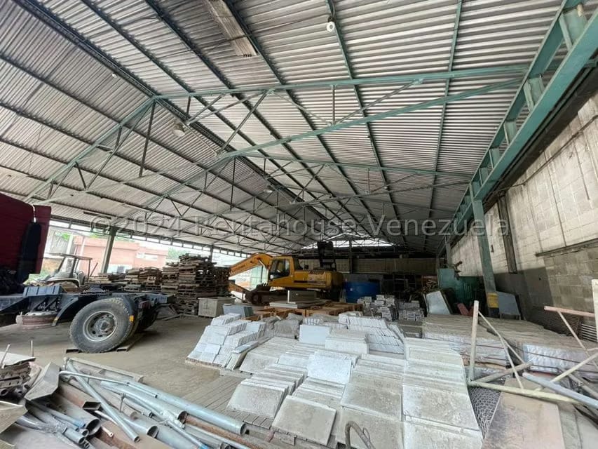Comercial (Galpon - Deposito) en Alquiler en Guarenas, Miranda - 16