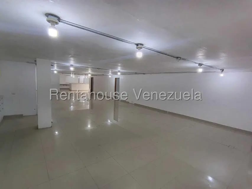 Comercial (Local Comercial) en Alquiler en Centro, Distrito Metropolitano - 7