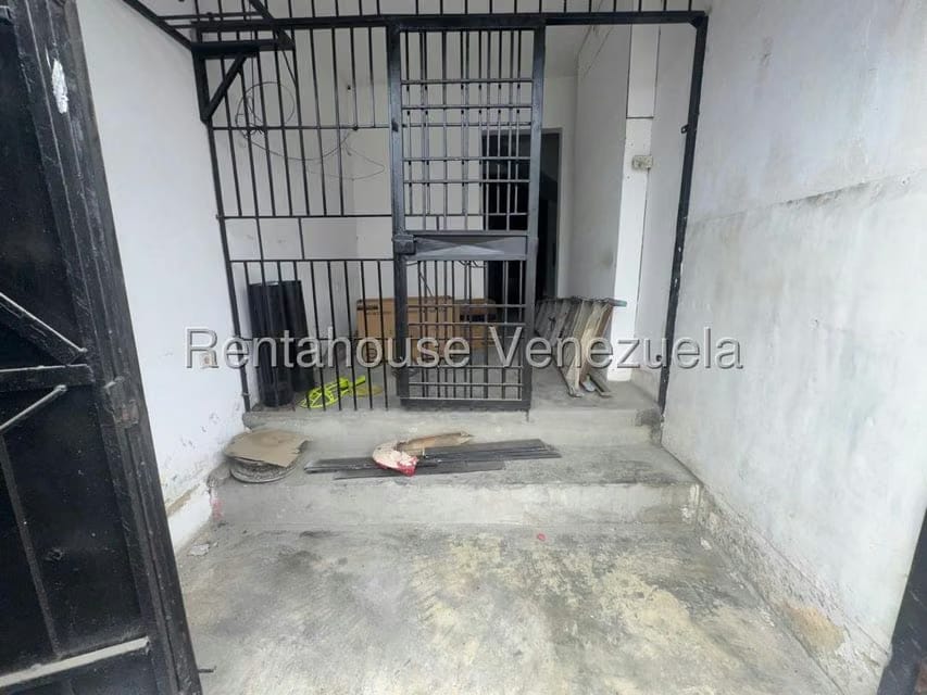 Comercial (Local Comercial) en Alquiler en Centro, Lara - 2