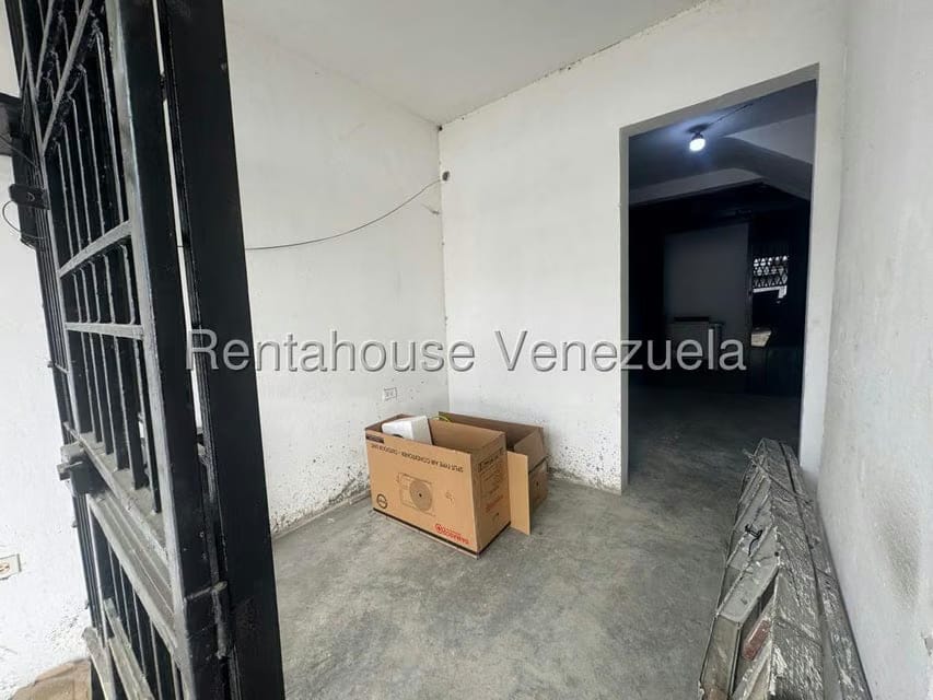 Comercial (Local Comercial) en Alquiler en Centro, Lara - 4