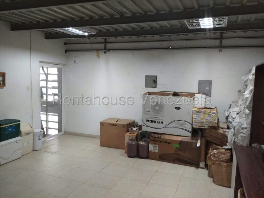 Comercial (Galpon - Deposito) en Venta en Zona Industrial, Carabobo - 22