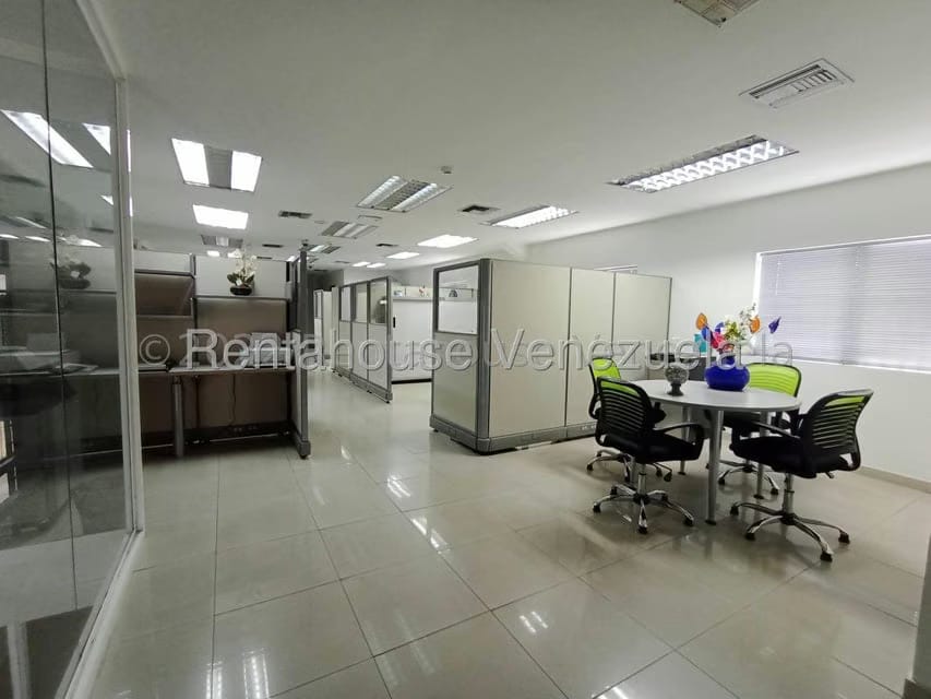 Comercial (Galpon - Deposito) en Venta en Zona Industrial, Carabobo - 27