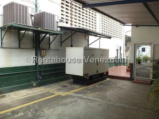 Comercial (Galpon - Deposito) en Venta en Zona Industrial, Carabobo - 30