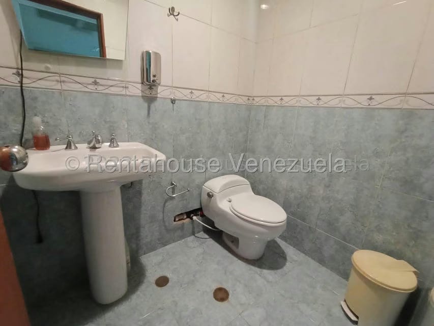 Comercial (Galpon - Deposito) en Venta en Zona Industrial, Carabobo - 32