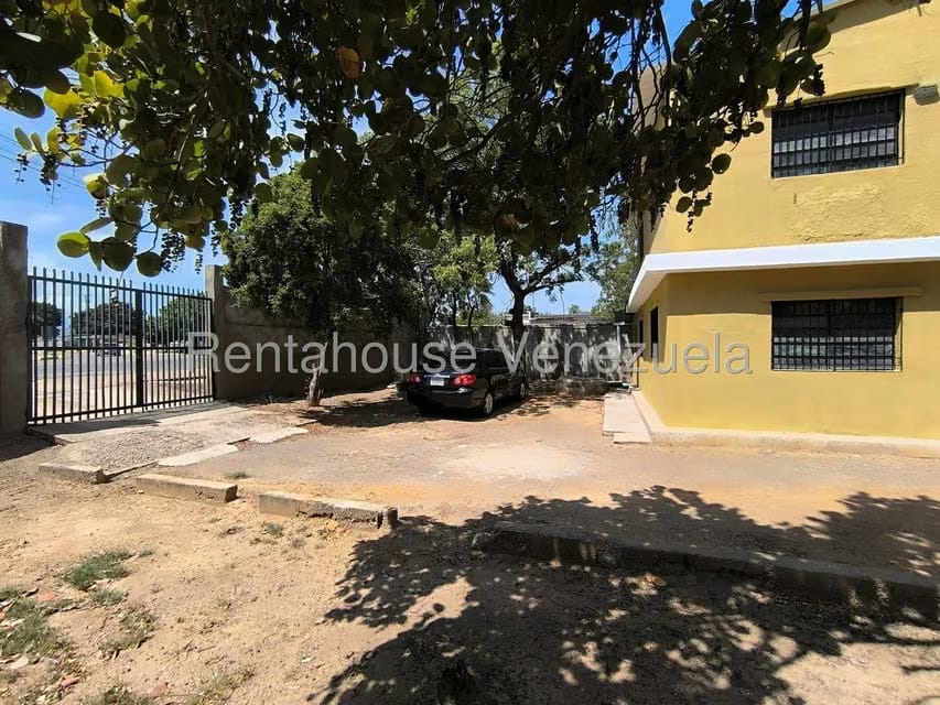 Casa (Casas de Playa) en Alquiler en Intercomunal Coro La Vela, Falcon - 2