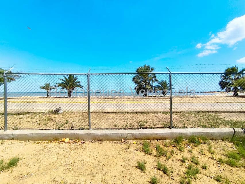 Casa (Casas de Playa) en Alquiler en Intercomunal Coro La Vela, Falcon - 7