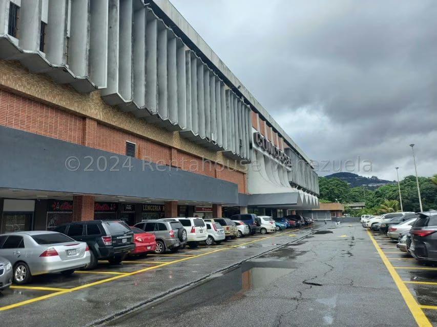 Comercial (Local Comercial) en Alquiler en Prados del Este, Distrito Metropolitano