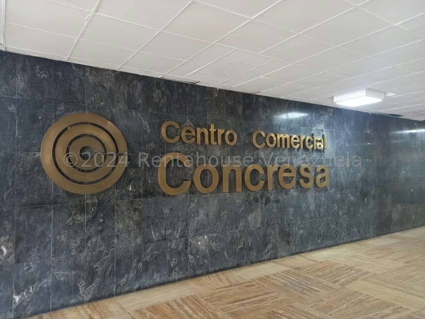 Comercial (Local Comercial) en Alquiler en Prados del Este, Distrito Metropolitano - 2