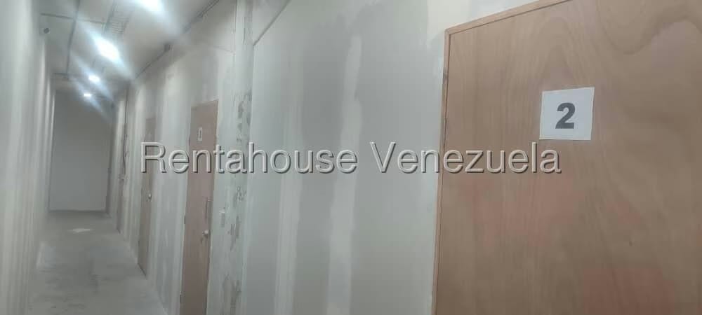 Comercial (Galpon - Deposito) en Alquiler en Chacao, Distrito Metropolitano - 2