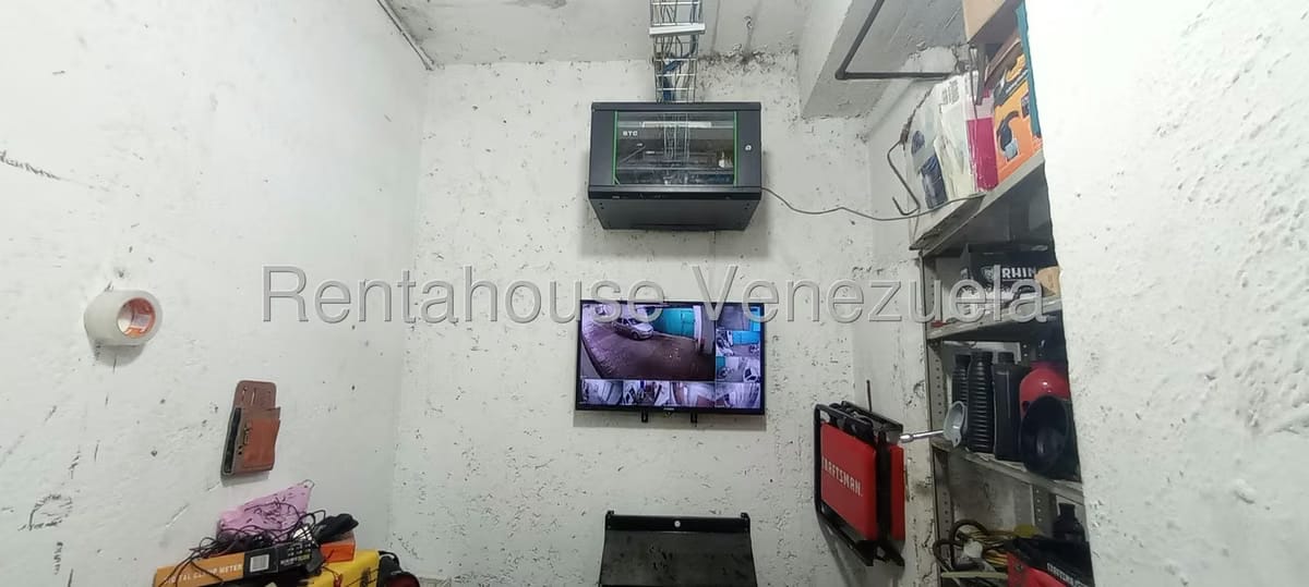 Comercial (Galpon - Deposito) en Alquiler en Chacao, Distrito Metropolitano - 17