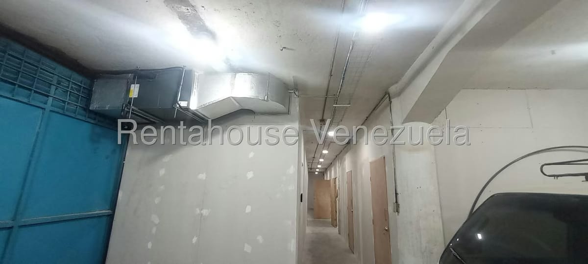 Comercial (Galpon - Deposito) en Alquiler en Chacao, Distrito Metropolitano - 18