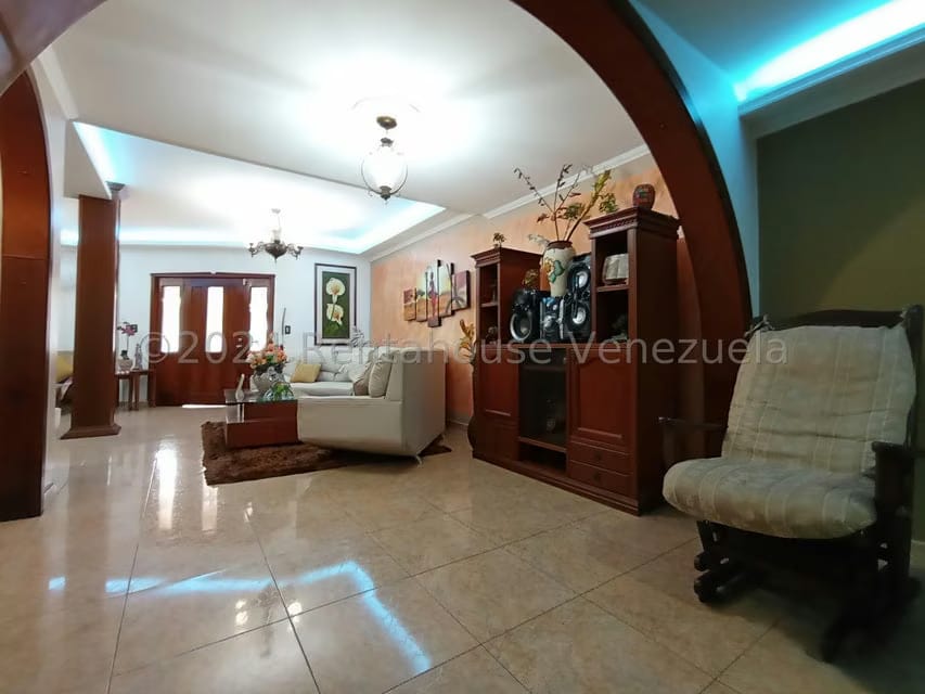 Casa (Duplex) en Venta en Las Cayenas, Aragua - 16
