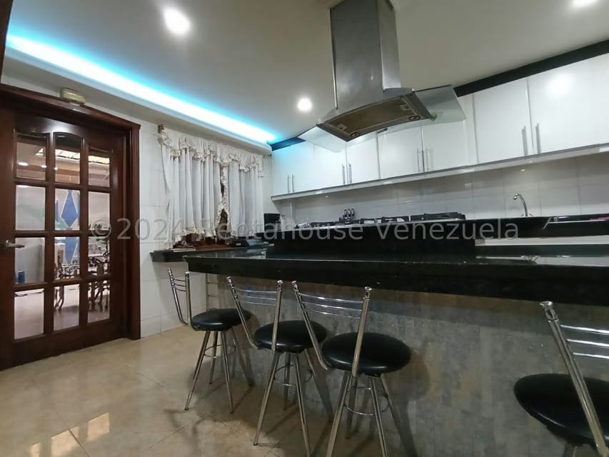 Casa (Duplex) en Venta en Las Cayenas, Aragua - 24