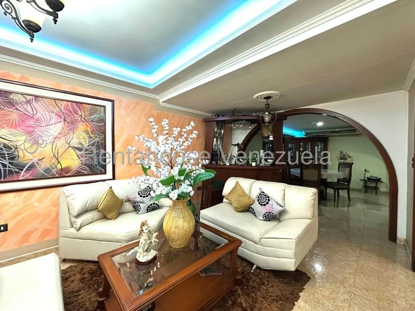 Casa (Duplex) en Venta en Las Cayenas, Aragua - 5