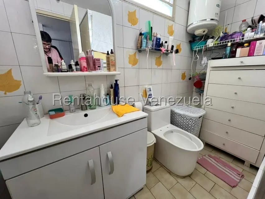 Casa (Duplex) en Venta en Prados del Este, Distrito Metropolitano - 9