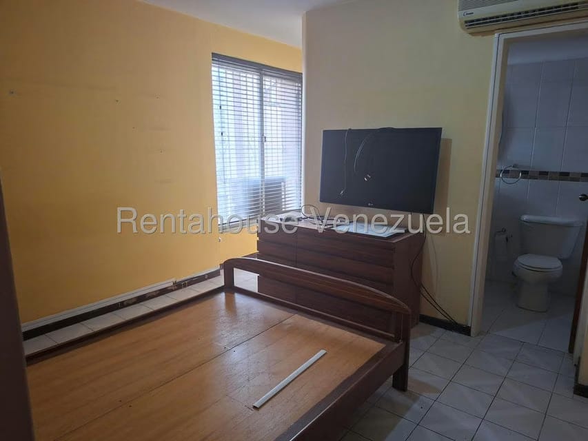 Apartamento (1 Nivel) en Venta en La Campiña, Distrito Metropolitano - 11