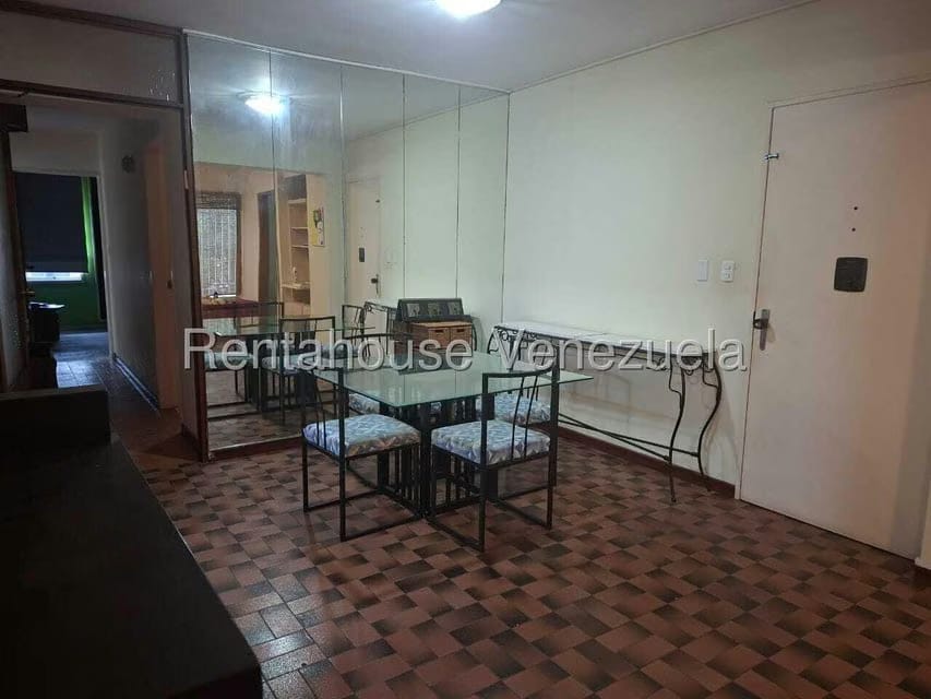 Apartamento (1 Nivel) en Venta en La Campiña, Distrito Metropolitano - 3