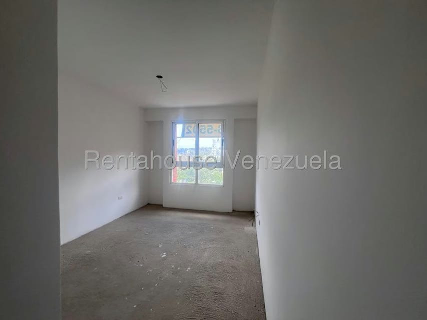 Apartamento (Duplex) en Venta en Llano Alto, Miranda - 11