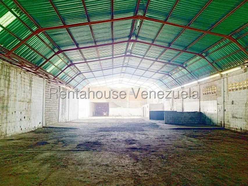 Comercial (Local Comercial) en Alquiler en Parroquia Concepcion, Lara - 16