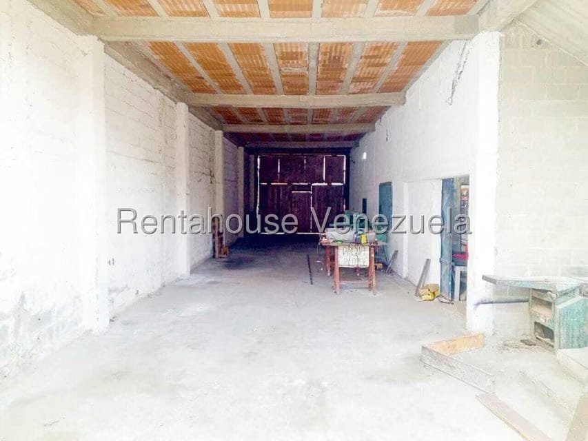 Comercial (Local Comercial) en Alquiler en Parroquia Concepcion, Lara - 4