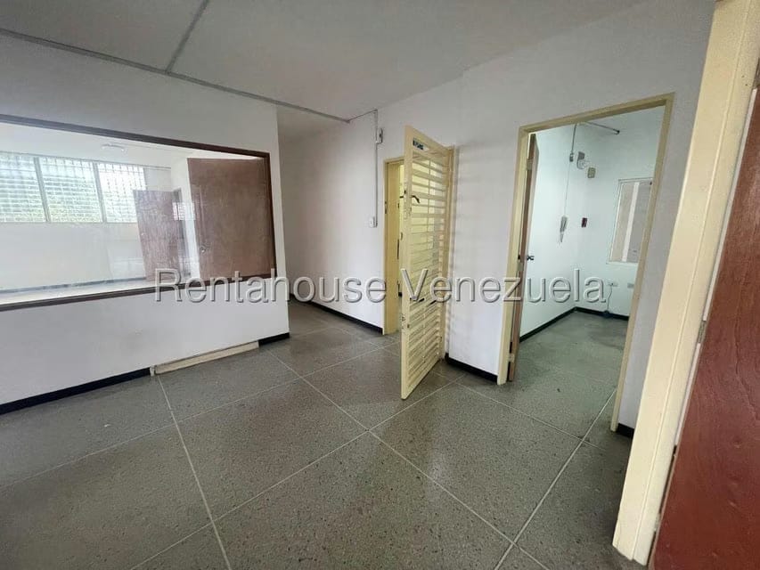 Comercial (Industrial) en Alquiler en La Urbina, Distrito Metropolitano - 23