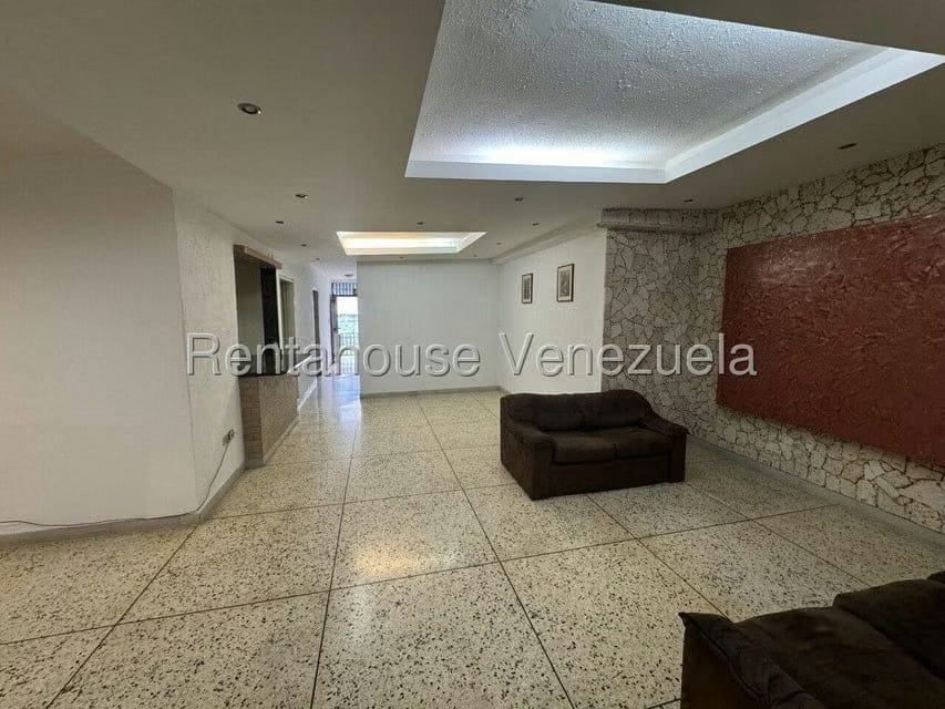 Apartamento (1 Nivel) en Alquiler en La California Norte, Distrito Metropolitano - 12