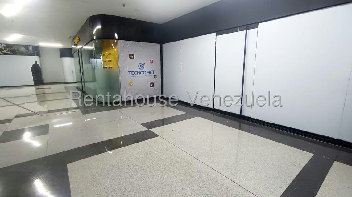 Comercial (Local Comercial) en Alquiler en El Rosal, Distrito Metropolitano - 16