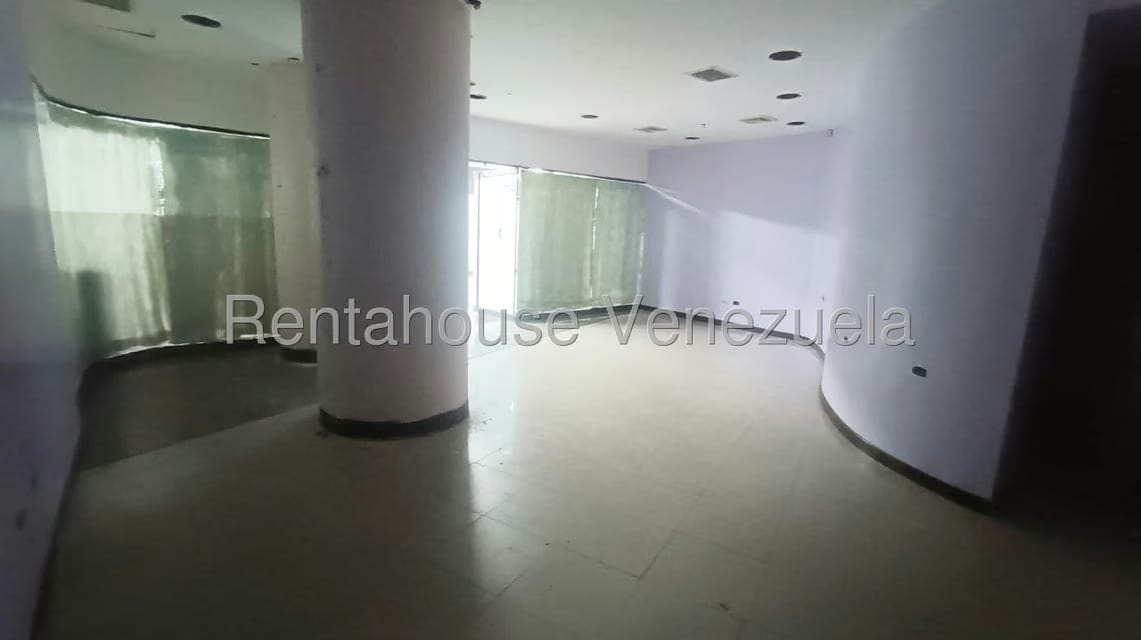 Comercial (Local Comercial) en Alquiler en El Rosal, Distrito Metropolitano - 6