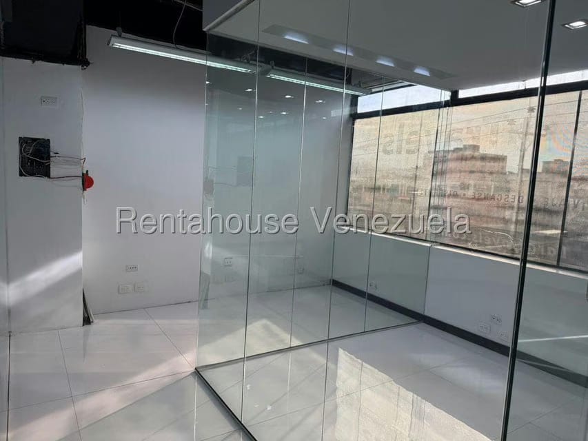 Comercial (Local Comercial) en Alquiler en Centro, Lara - 8