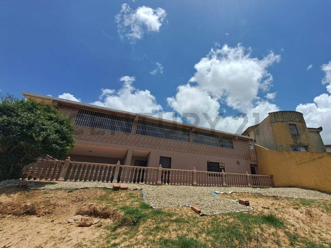 En Venta. Fabulosa Casa Quinta, ubicada en la Hacienda San Luis, Sector el Pozo - 2