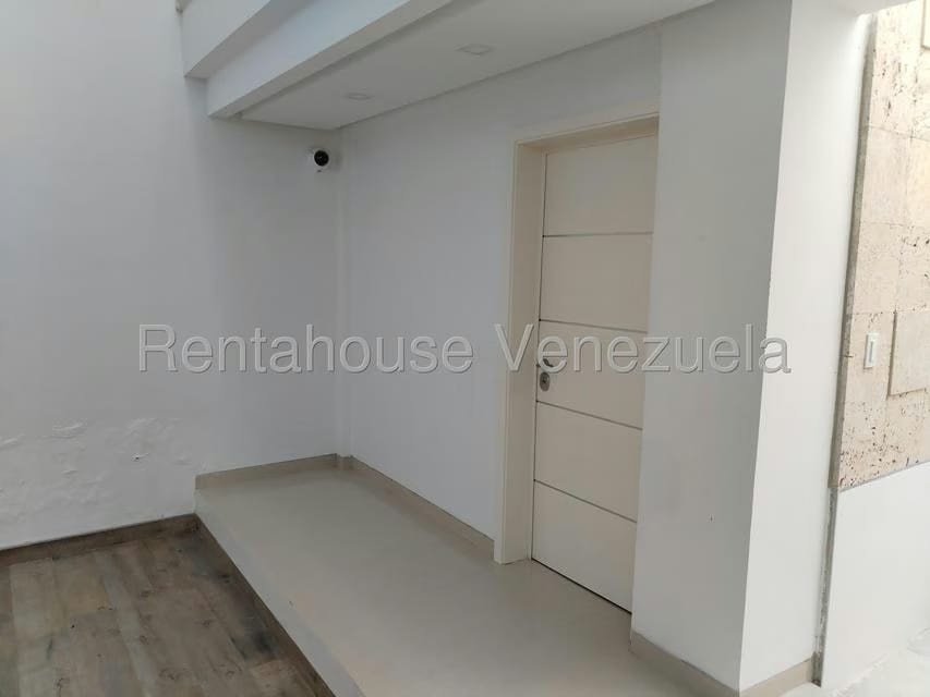 Casa (Multipes Niveles) en Venta en La Entrada, Carabobo - 58